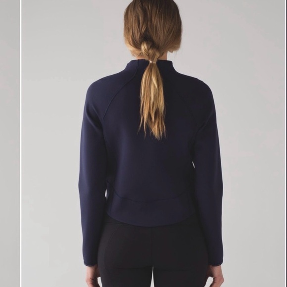 Lululemon Kicking Asphalt 1/2 zip pullover - Picture 4 of 9